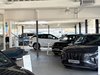 Autohaus Lorenzen – Standort Flensburg – Darstellung Ausstellungshalle